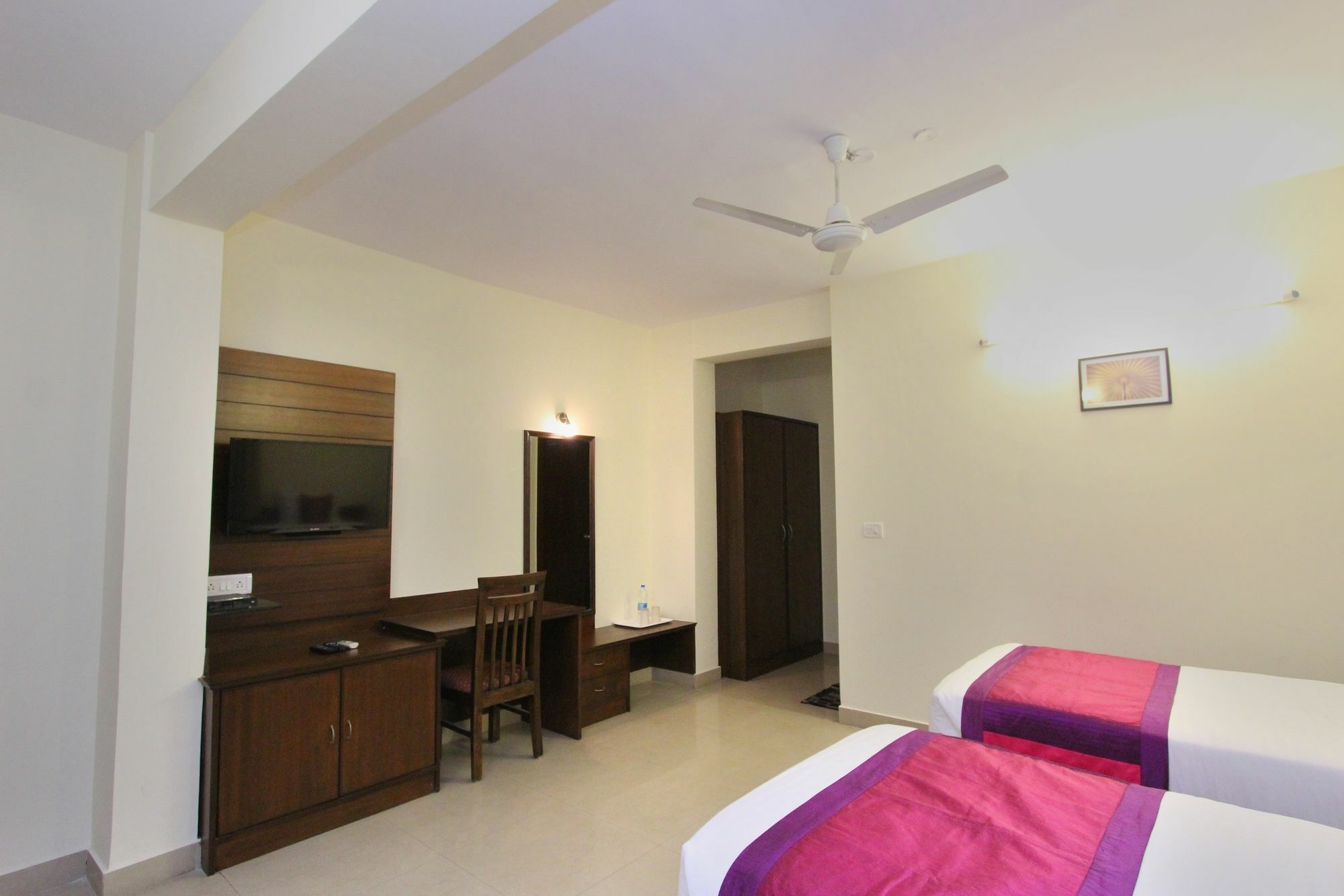 Hotel O Abhimaani Comforts Bangalore Eksteriør billede